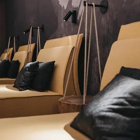 Tirolerhof 4 Sterne Superior Hotel 4*