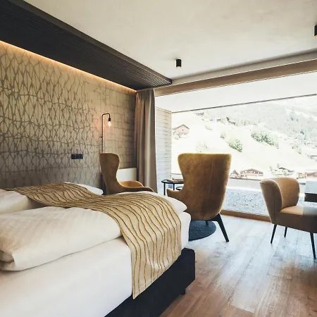 Tirolerhof 4 Sterne Superior Hotel