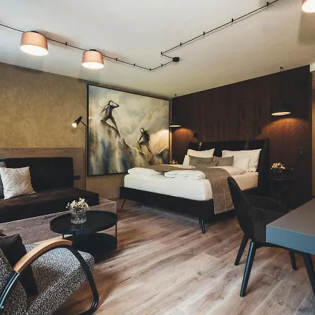 Tirolerhof 4 Sterne Superior Tux