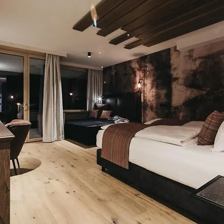 Tirolerhof Hotel