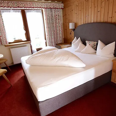 Tirolerhof 4 Sterne Superior Otel 4*