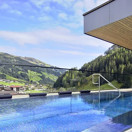 Otel Tirolerhof 4 Sterne Superior 4*