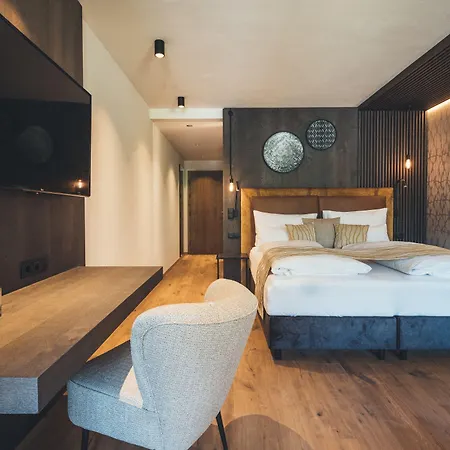 Tirolerhof 4 Sterne Superior Hotel Tux