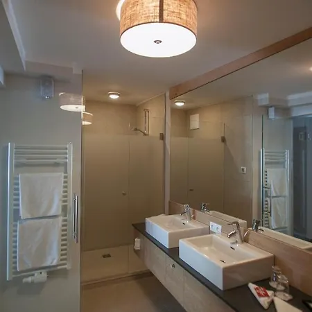 Tirolerhof 4 Sterne Superior Tux