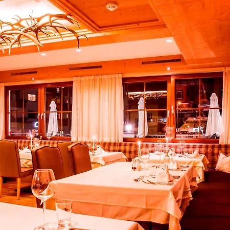 Tirolerhof 4 Sterne Superior Hotel 4*