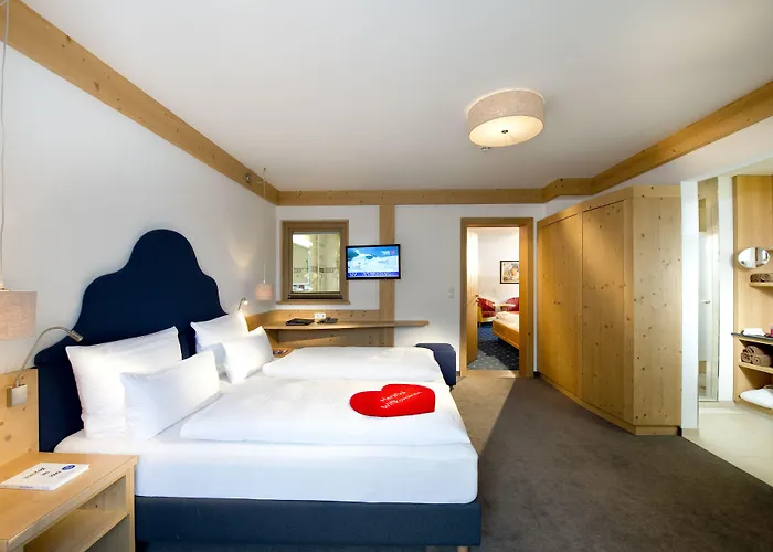 Hotel Tirolerhof 4 Sterne Superior Tux