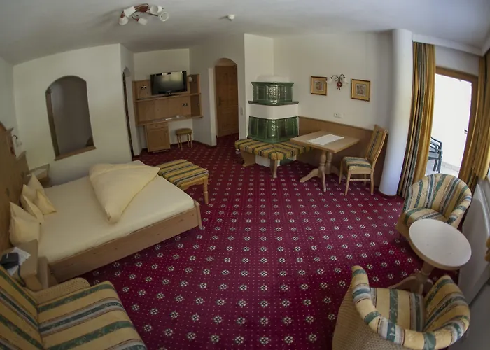 Hotel Tirolerhof 4 Sterne Superior Tux