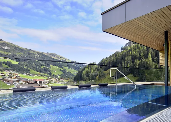 Hotel Tirolerhof 4 Sterne Superior 4*