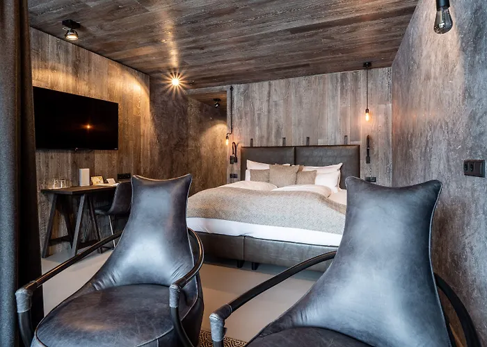 Hotel Tirolerhof 4 Sterne Superior Tux