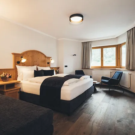 Tirolerhof 4 Sterne Superior Hotel